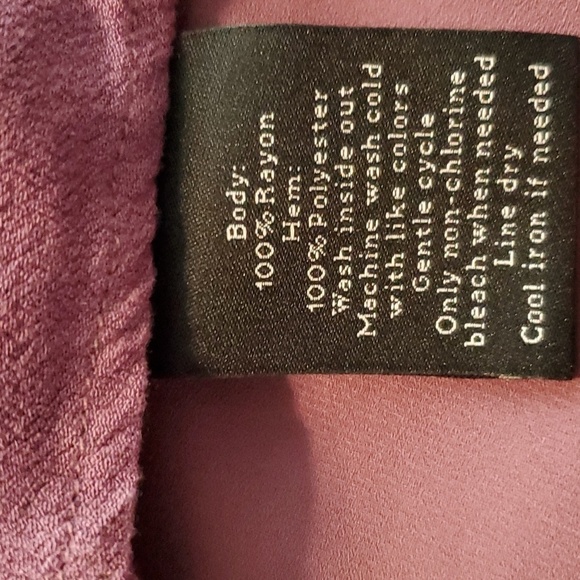 Rock & Republic- Women's Purple Soft Studded Pocket Edgy Tunic Top Sz.Medium - Picture 5 of 6